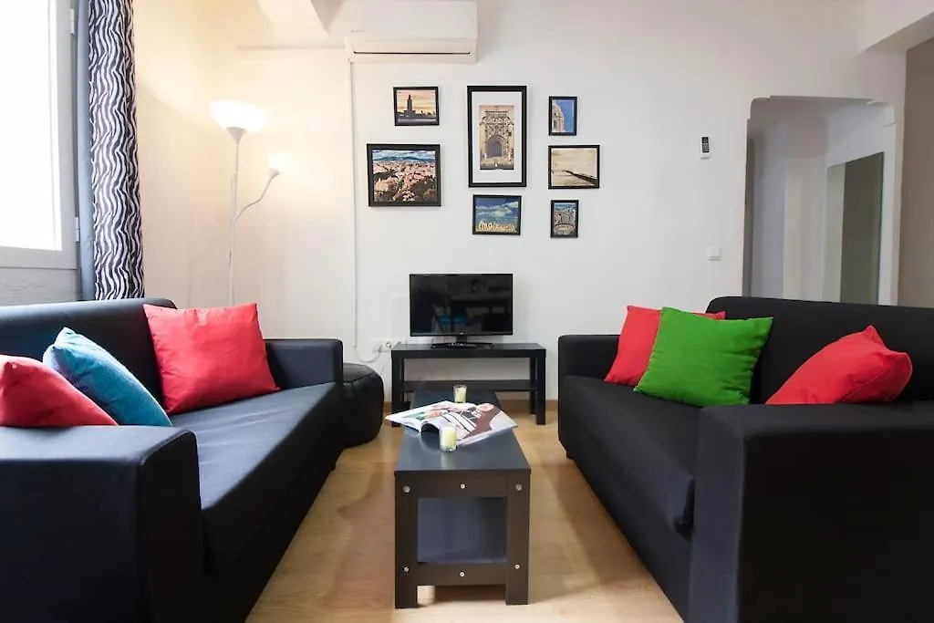 Entire 3 Room Flat In City Center - Canast Malaga